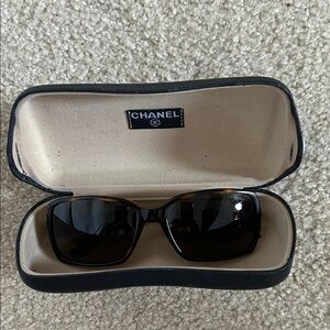 Chanel Tortoise Shell Sunglasses w/Case